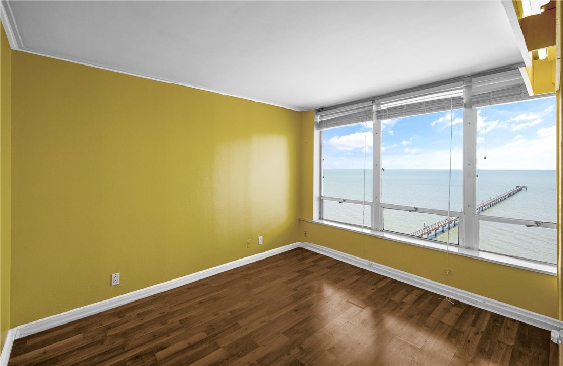 4302 Ocean Dr 65 Property Photo 16