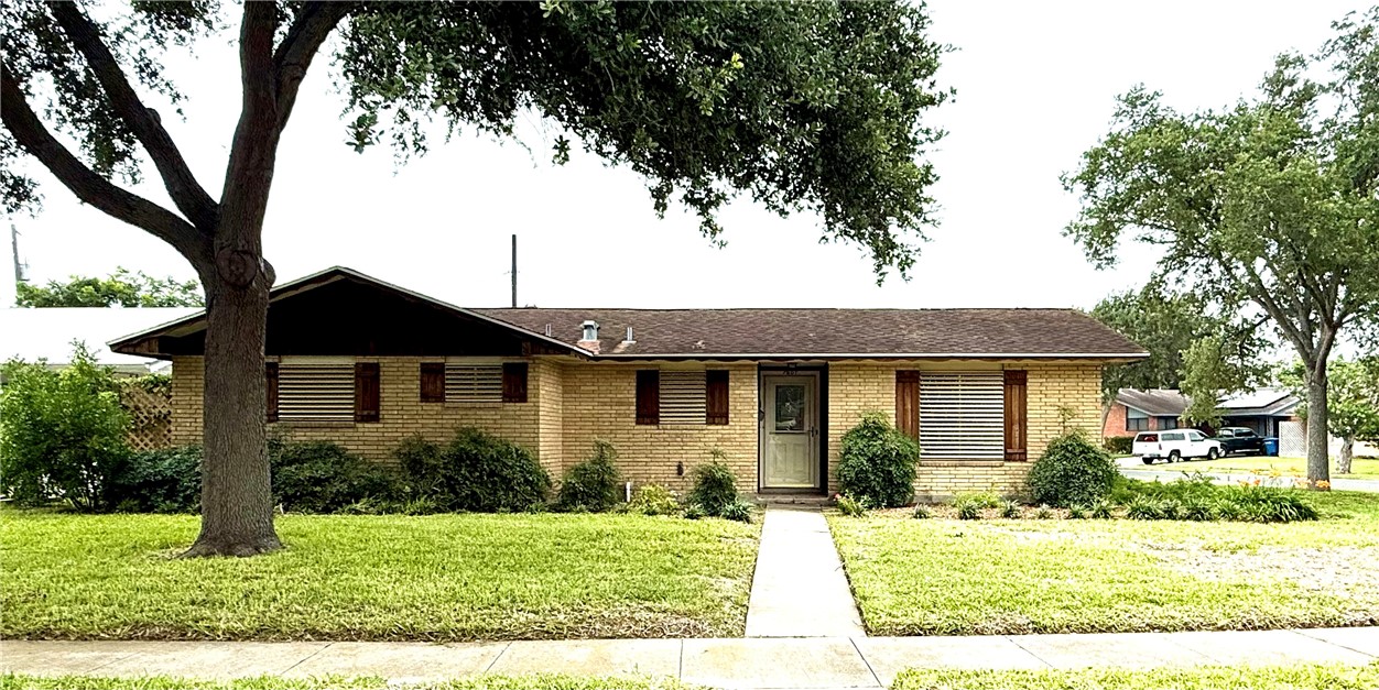 1601 Spicewood Dr Property Photo 1