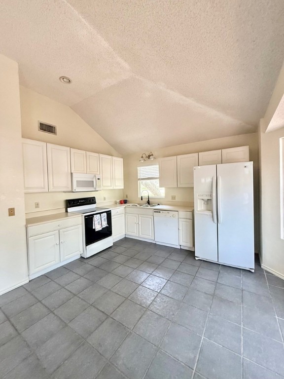 402 Myrtle St Property Photo 8