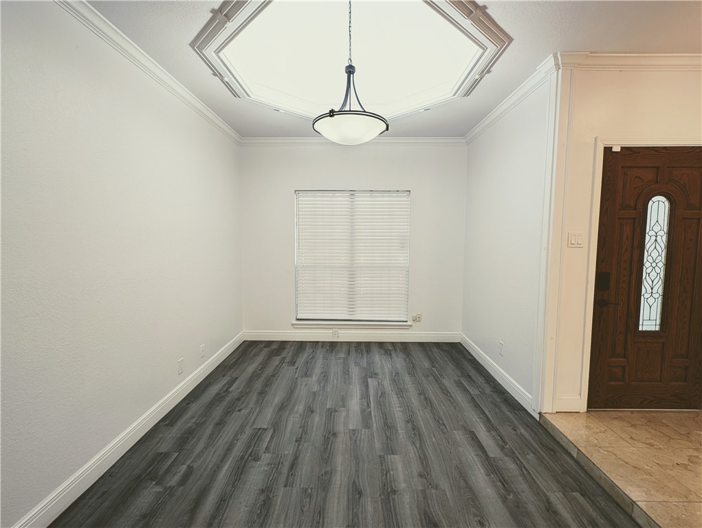 4010 Moorhead Dr. Property Photo 2