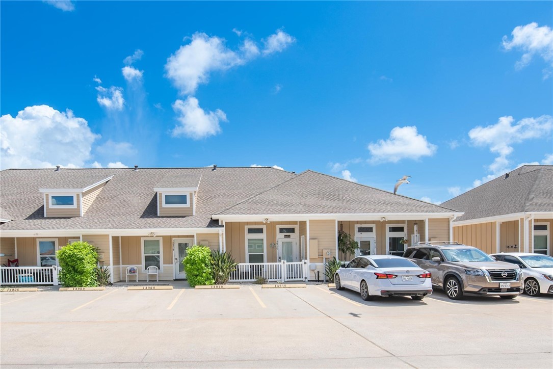 14910 Village Beach Dr Property Photo 1