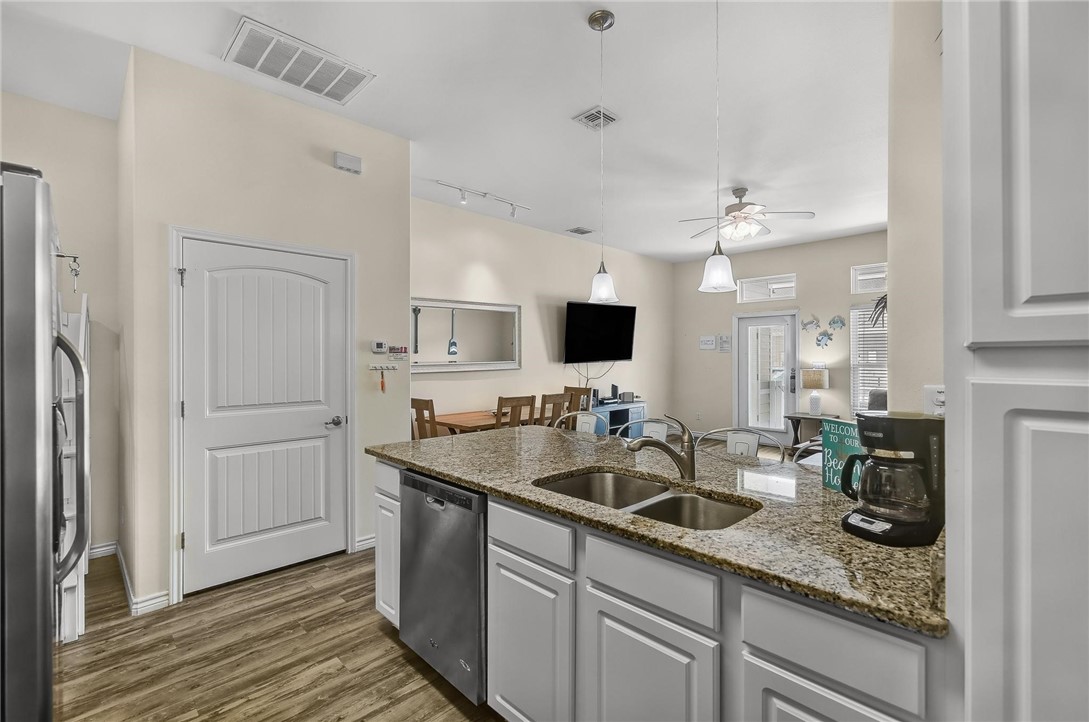 14910 Village Beach Dr Property Photo 15