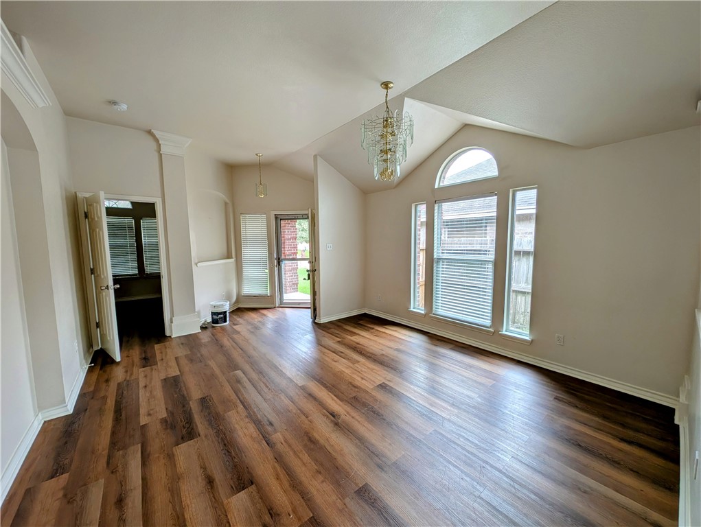 3910 Gibraltar Dr Property Photo 2
