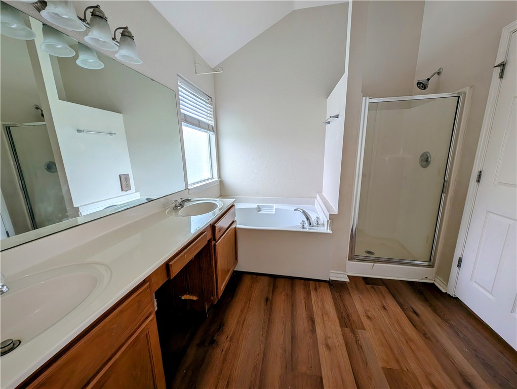 3910 Gibraltar Dr Property Photo 12