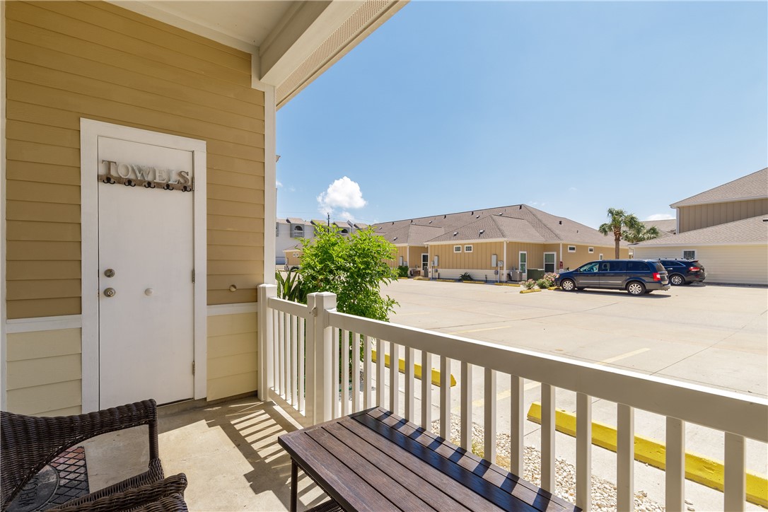 14904 Village Beach Dr Property Photo 3