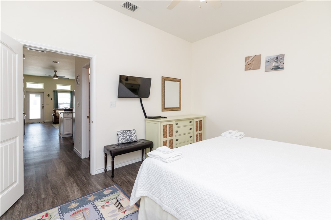14904 Village Beach Dr Property Photo 16