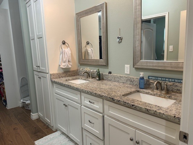 2525 Luzius Dr Property Photo 12
