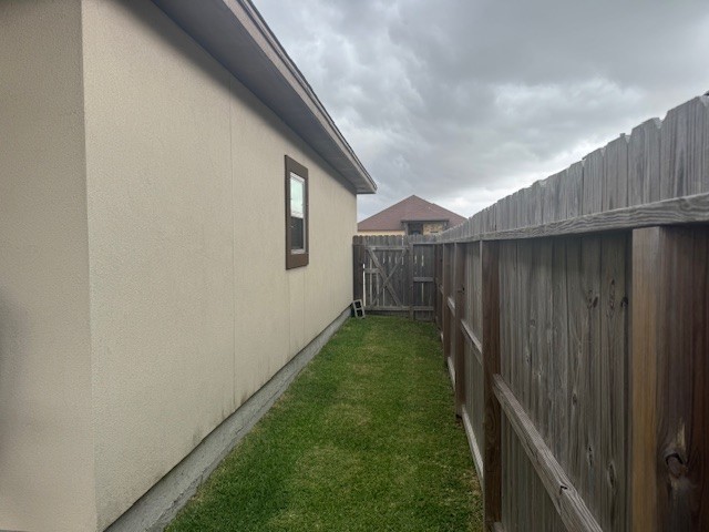 2525 Luzius Dr Property Photo 22