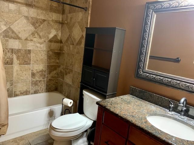 7122 Premont Dr D203 Property Photo 7
