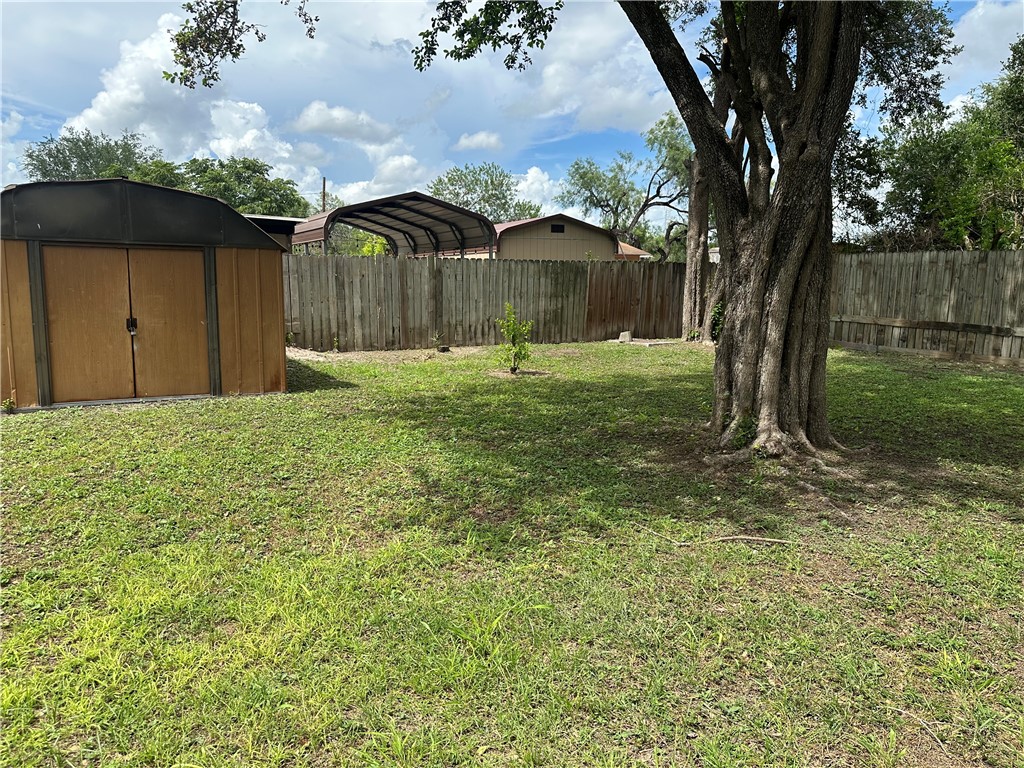 1411 Consuelo St Property Photo 26