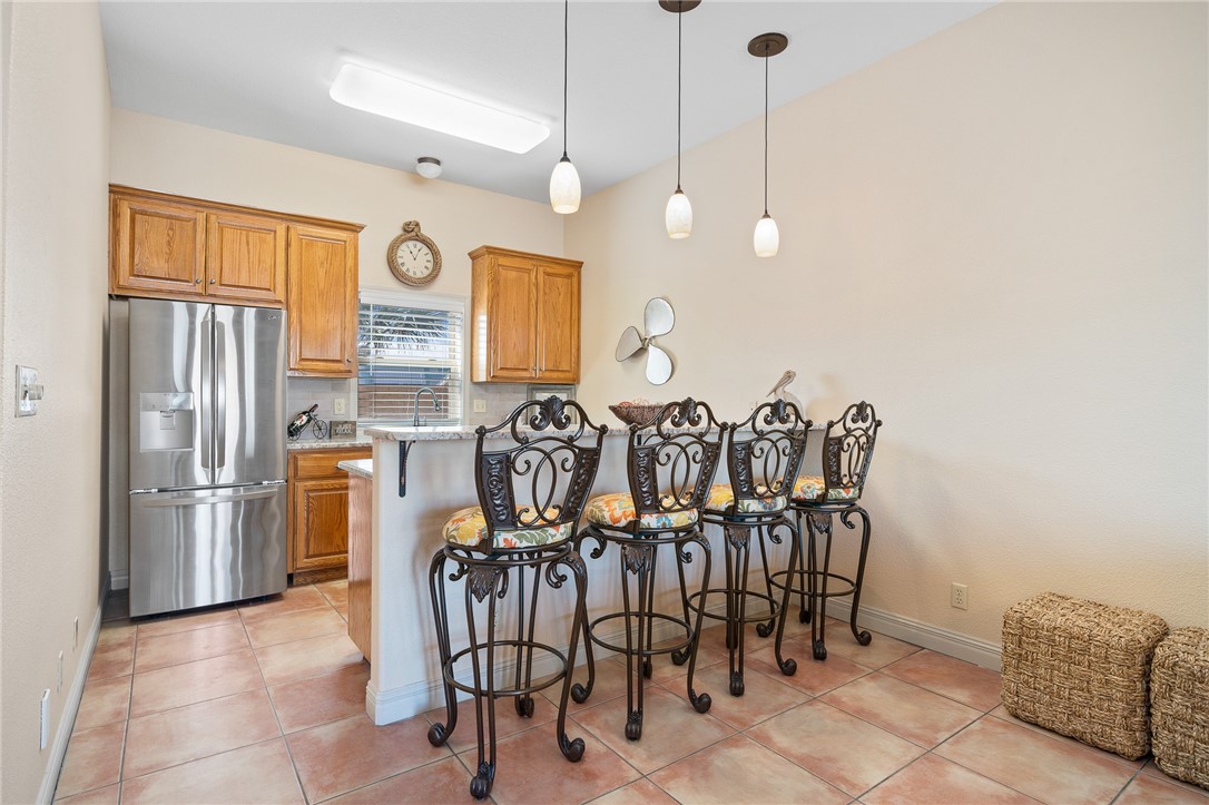 1114 Bay Property Photo 6