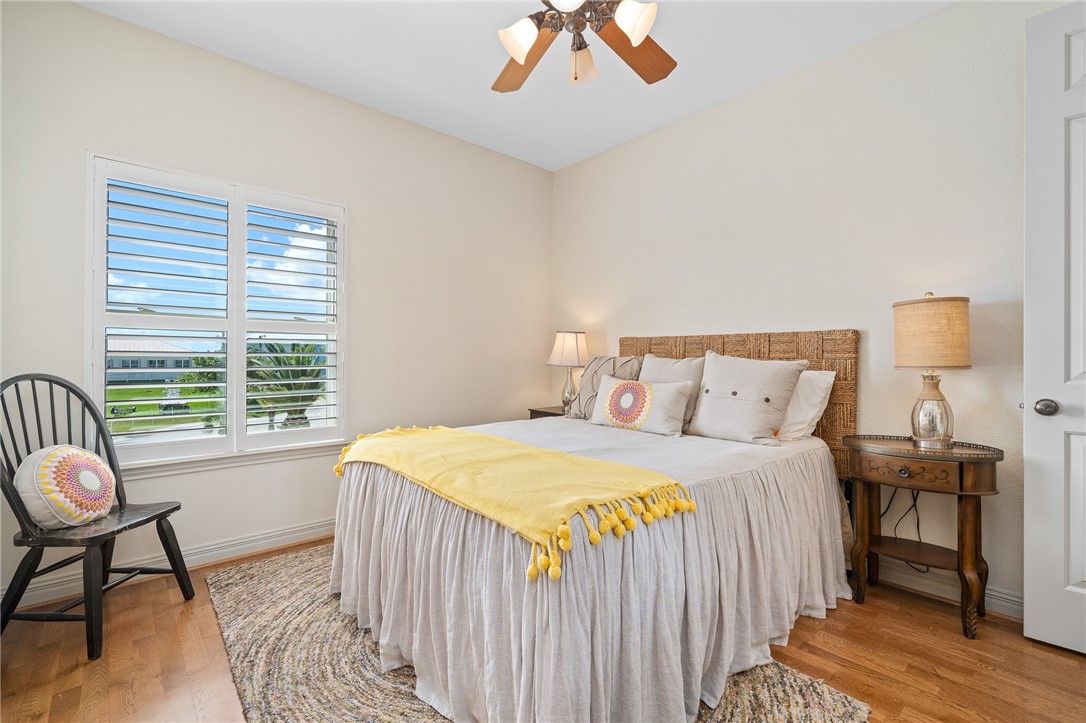 1114 Bay Property Photo 22
