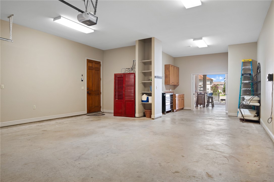 1114 Bay Property Photo 28