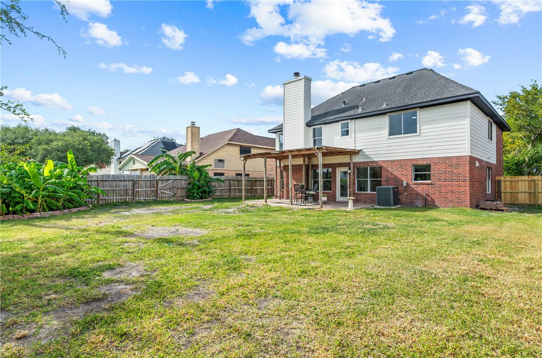5025 Queens Ct Property Photo 30