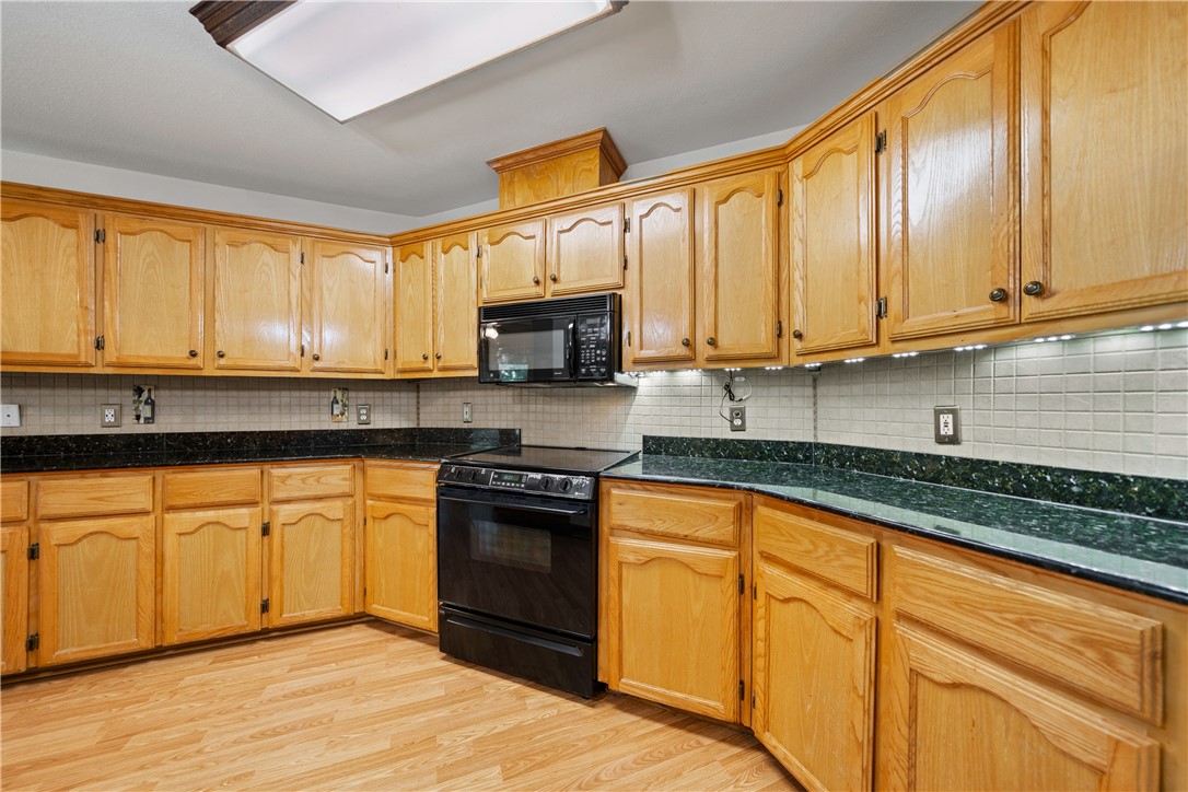 3606 Emory Dr Property Photo 18