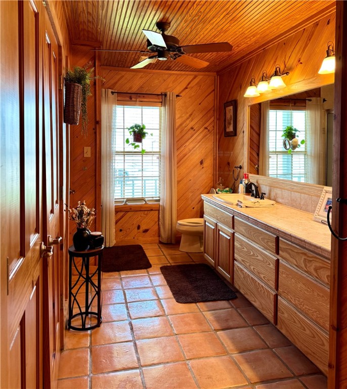 5567 County Road 1441 Property Photo 21