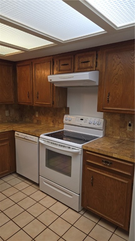 2486 Oak Park Dr Property Photo 5
