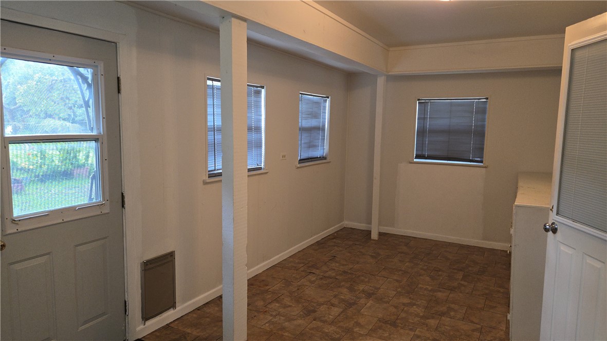2486 Oak Park Dr Property Photo 10