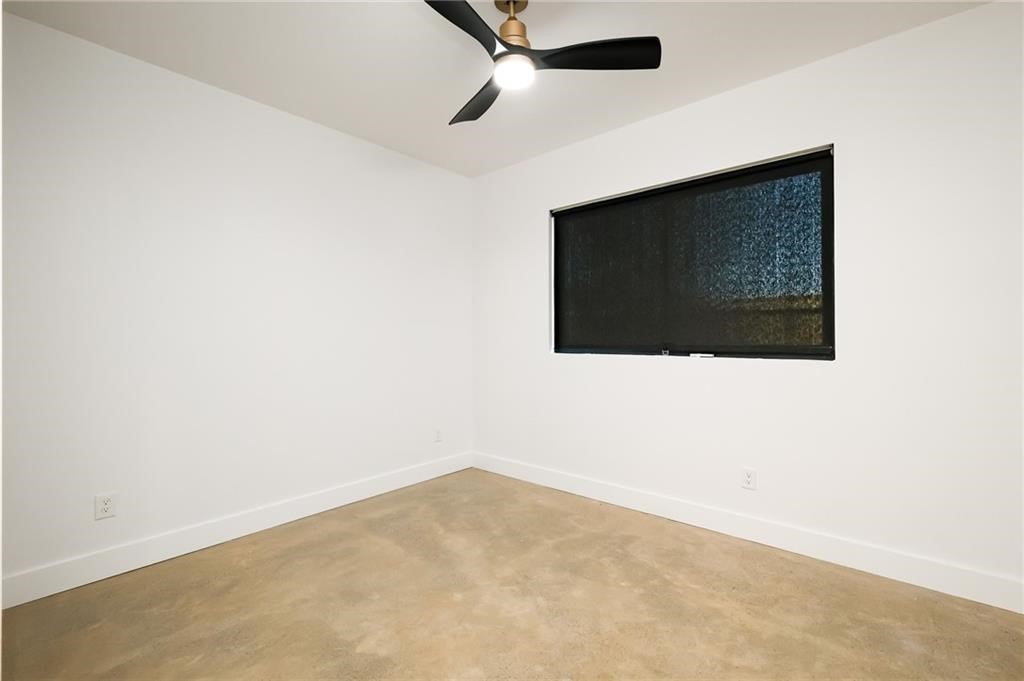 2722 Grace A Property Photo 15