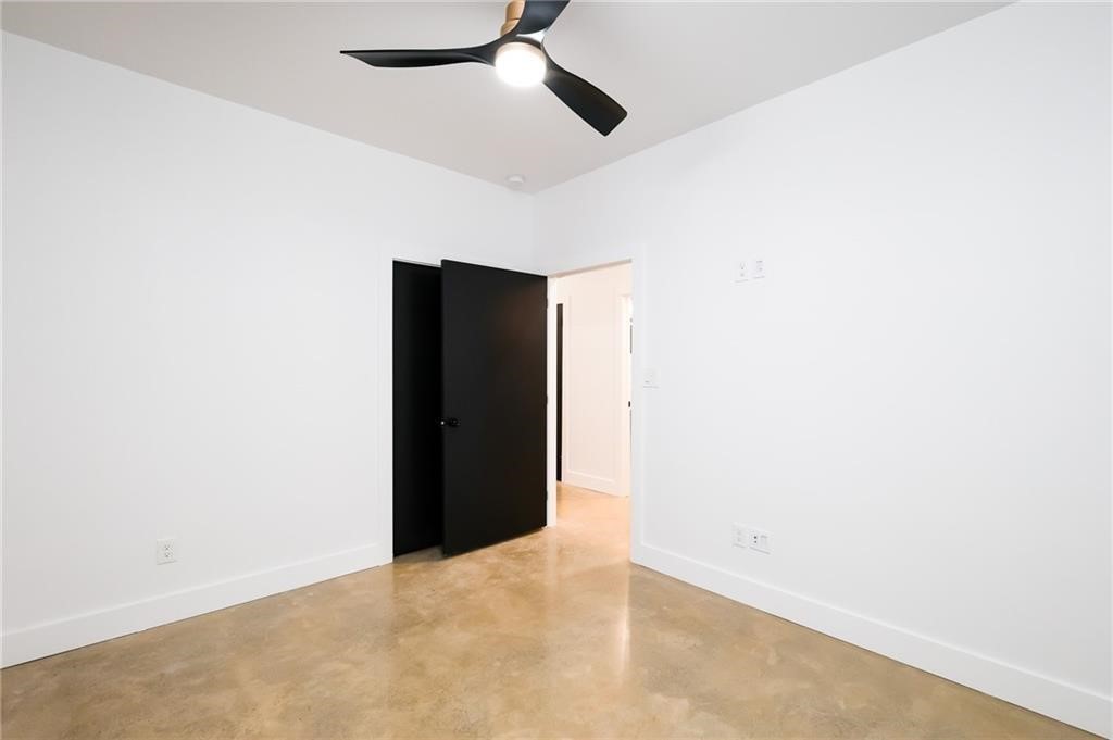 2722 Grace A Property Photo 16