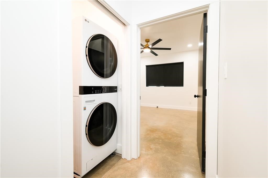 2722 Grace A Property Photo 18