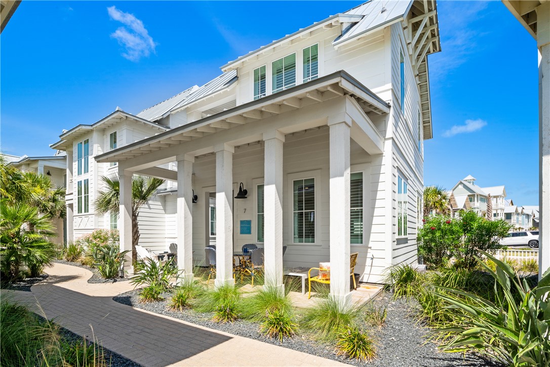 214 Sunset Ave 7 Property Photo 2