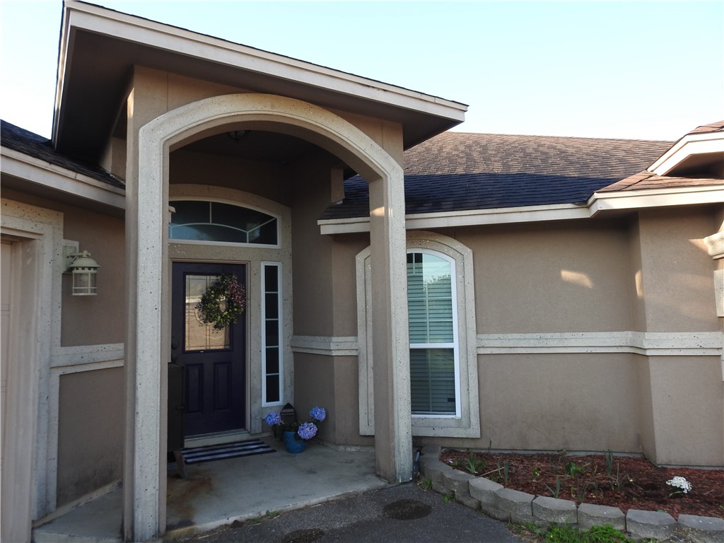 6829 Guinevere St Property Photo 2