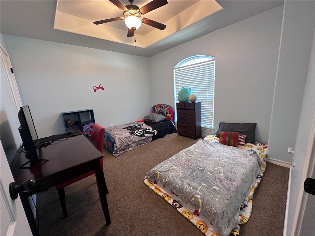 6829 Guinevere St Property Photo 11