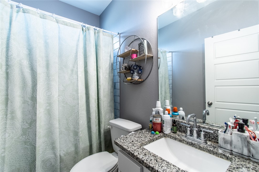 3425 Pineda St Property Photo 25