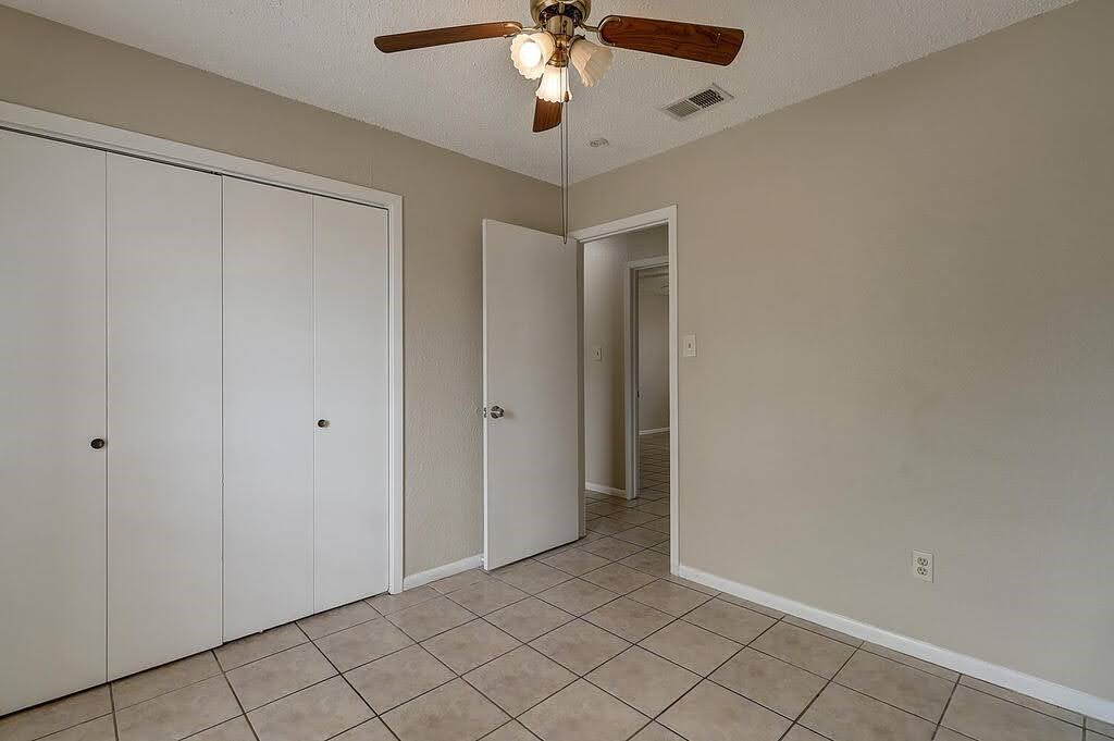 5225 Bonham St Property Photo 27