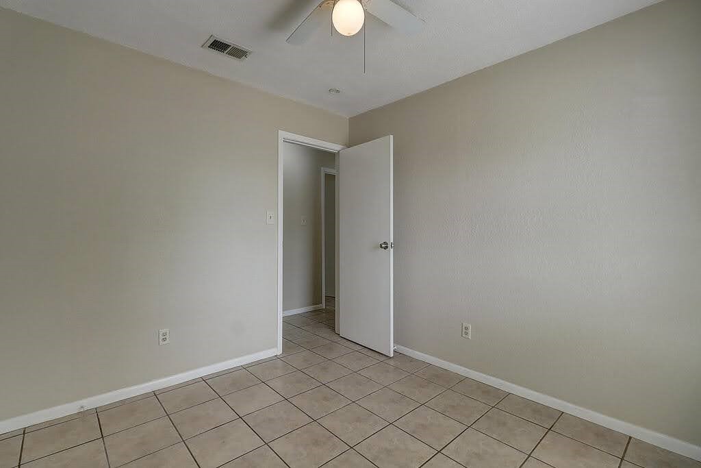 5225 Bonham St Property Photo 30