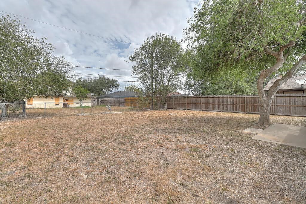 5225 Bonham St Property Photo 37