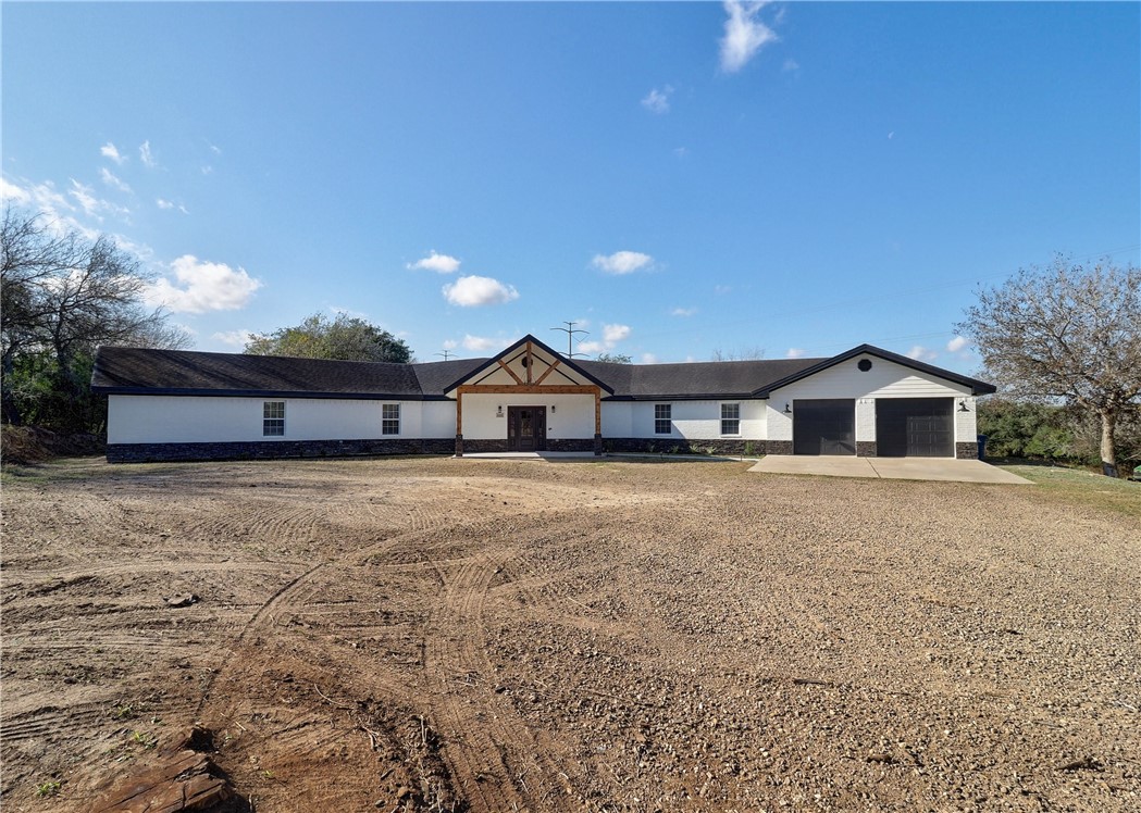 12631 Leopard St Property Photo 3
