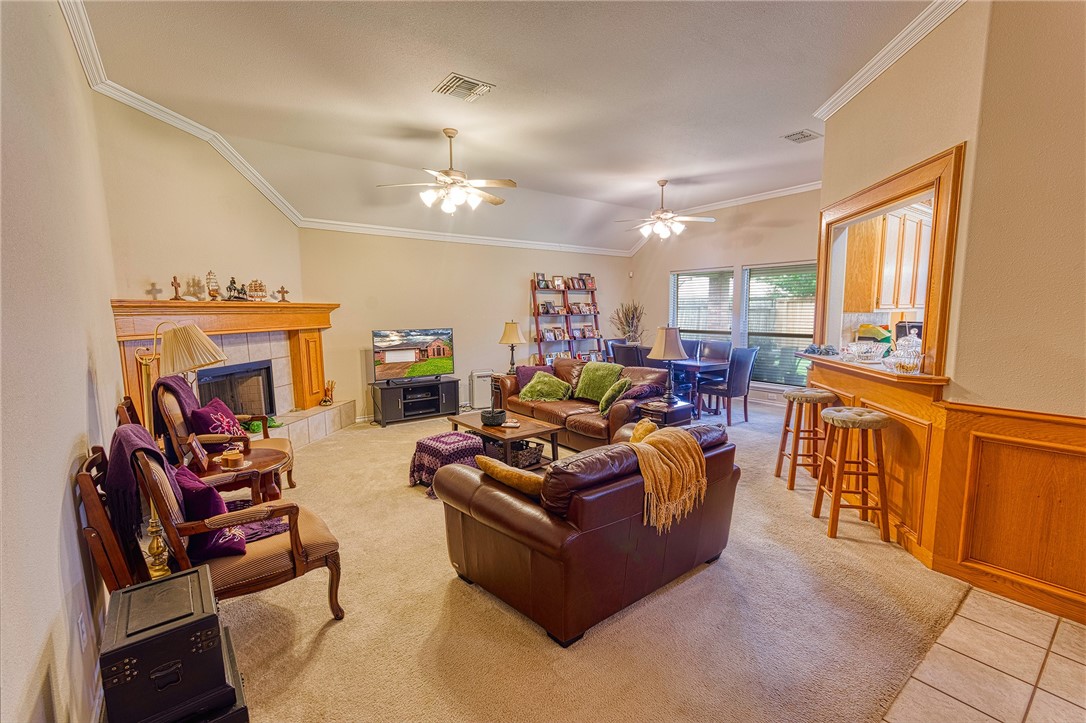 7014 Mona Lisa Cr Property Photo 3