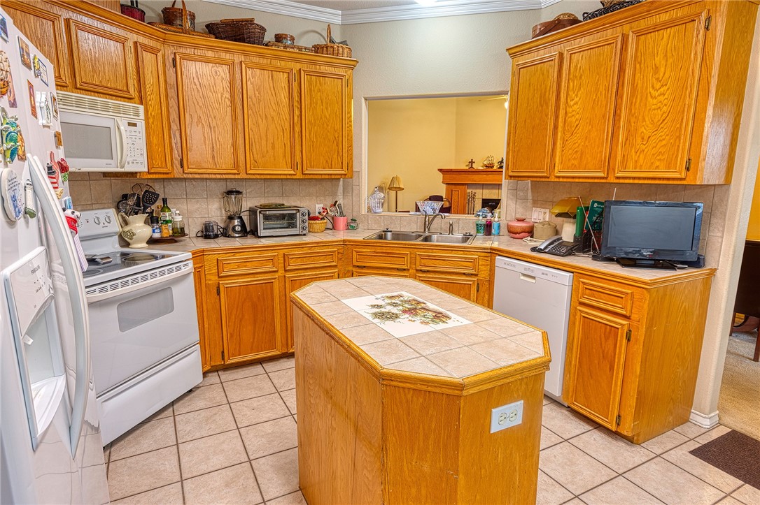 7014 Mona Lisa Cr Property Photo 6