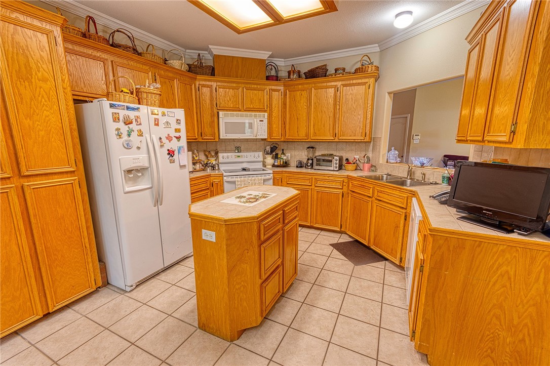 7014 Mona Lisa Cr Property Photo 7