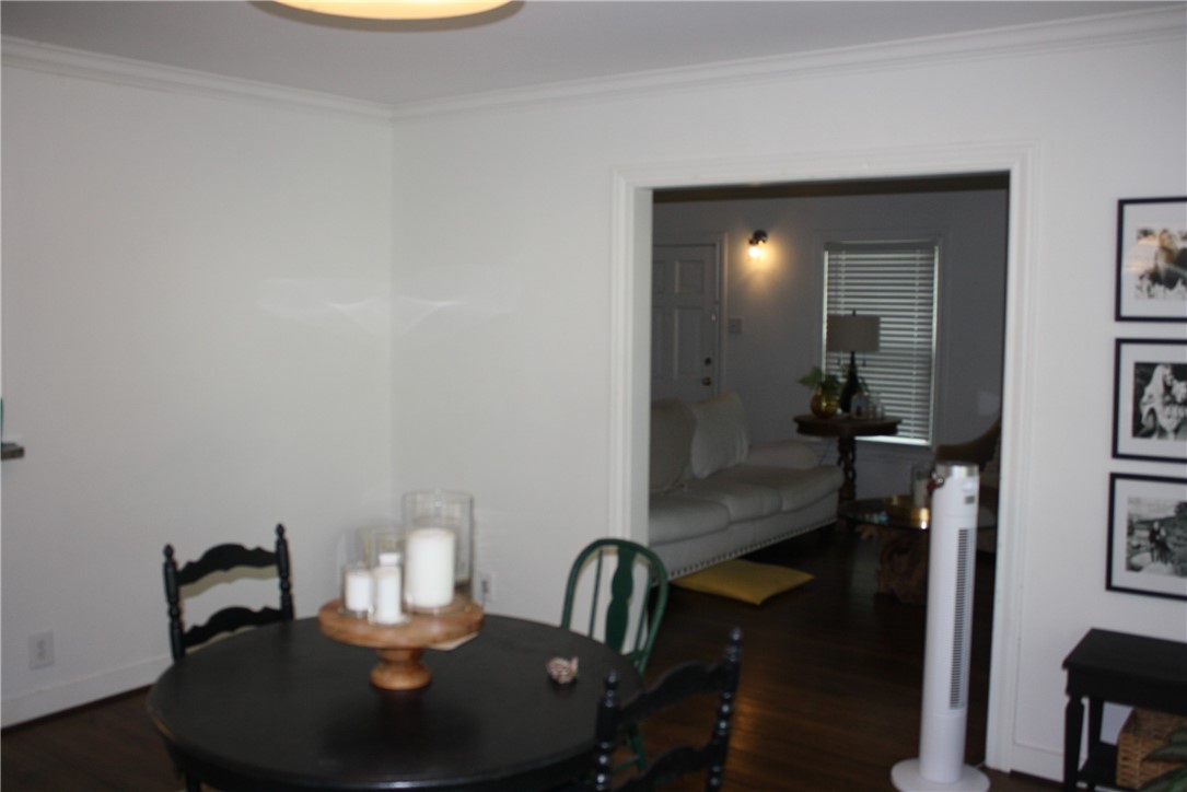 332 S Morningside St Property Photo 11