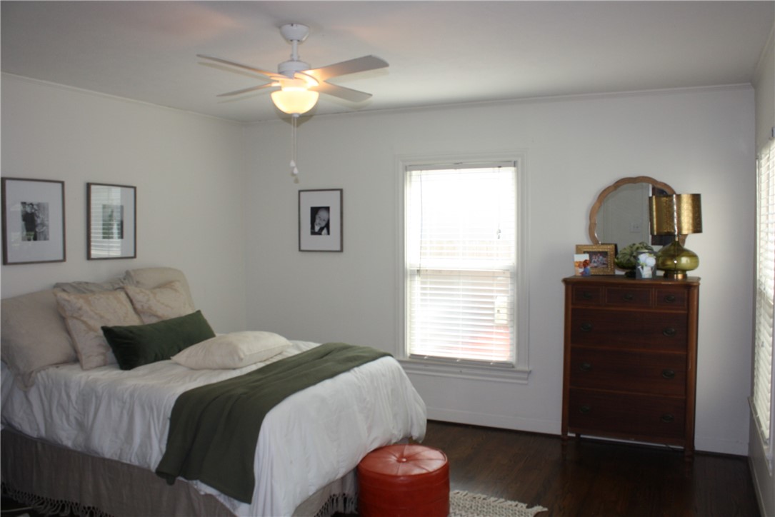 332 S Morningside St Property Photo 17