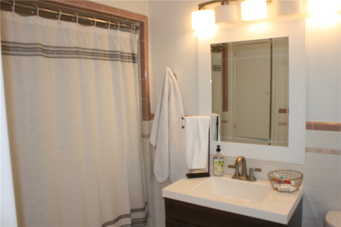 332 S Morningside St Property Photo 19