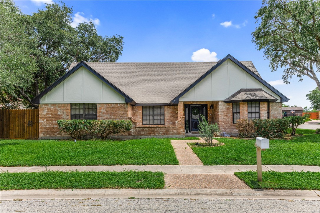 3658 Castle River Dr Property Photo 1