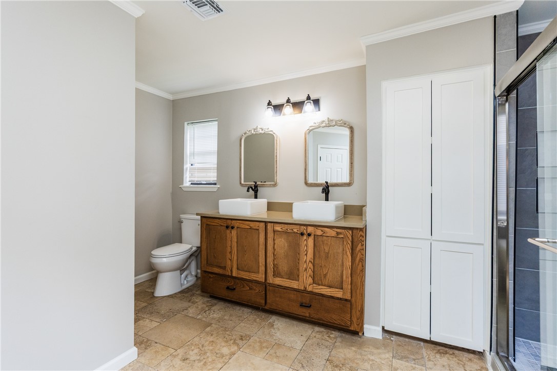3658 Castle River Dr Property Photo 21