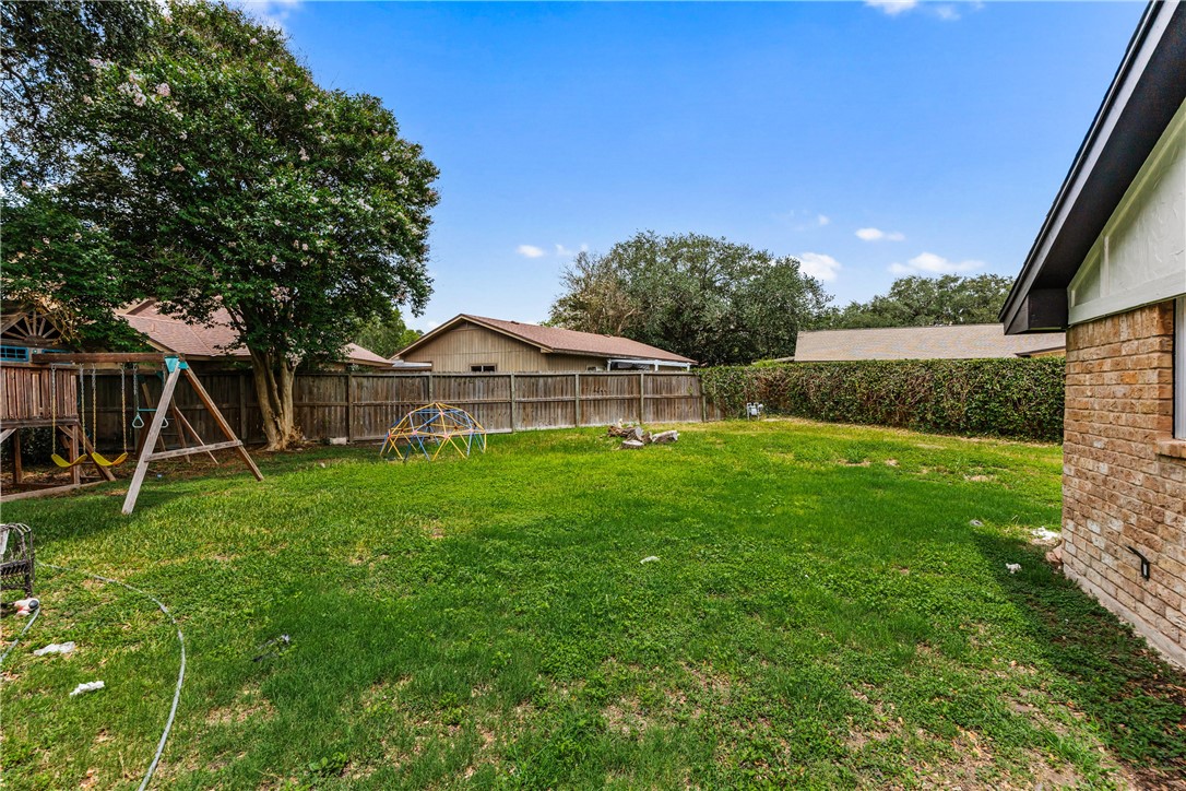 3658 Castle River Dr Property Photo 40