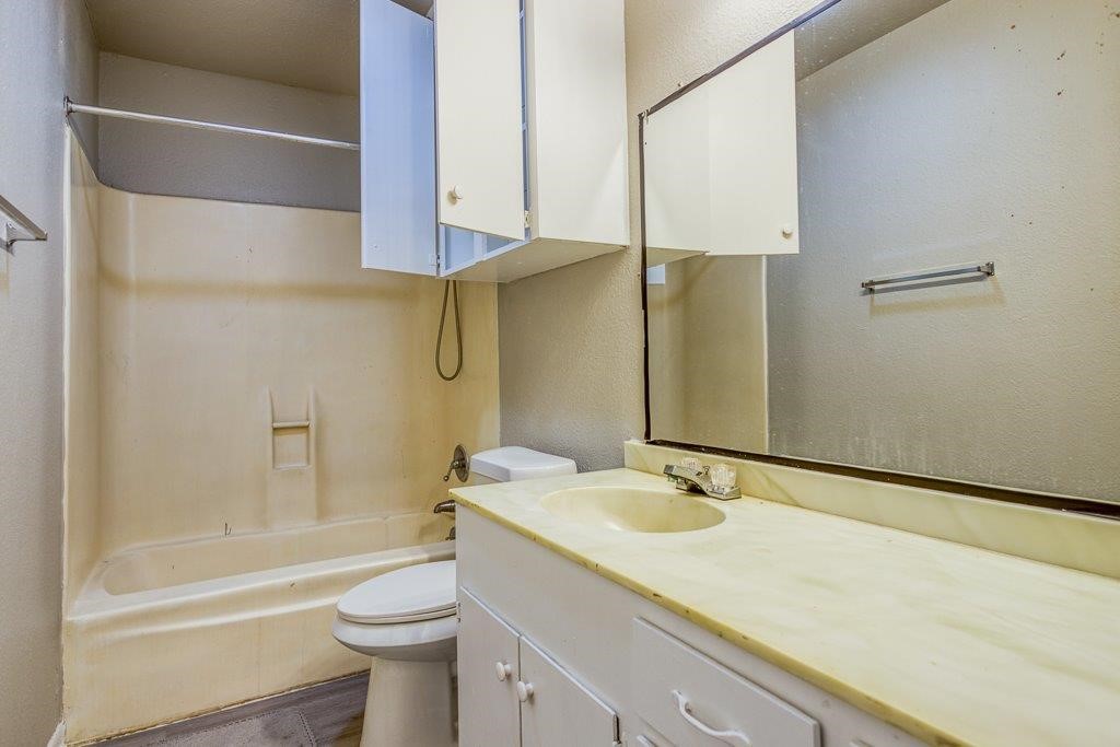4134 Sierra St Property Photo 22
