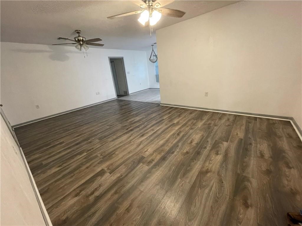 133 Fulton Pl Property Photo 3