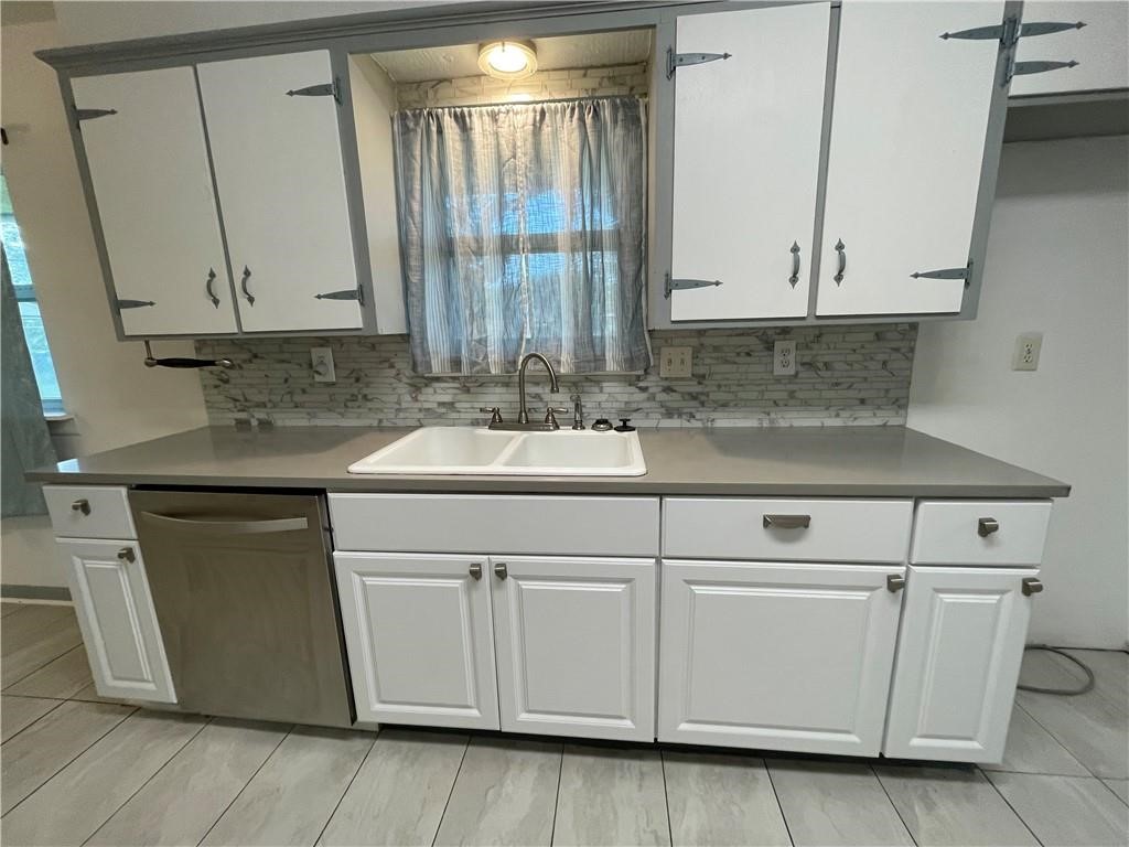133 Fulton Pl Property Photo 5