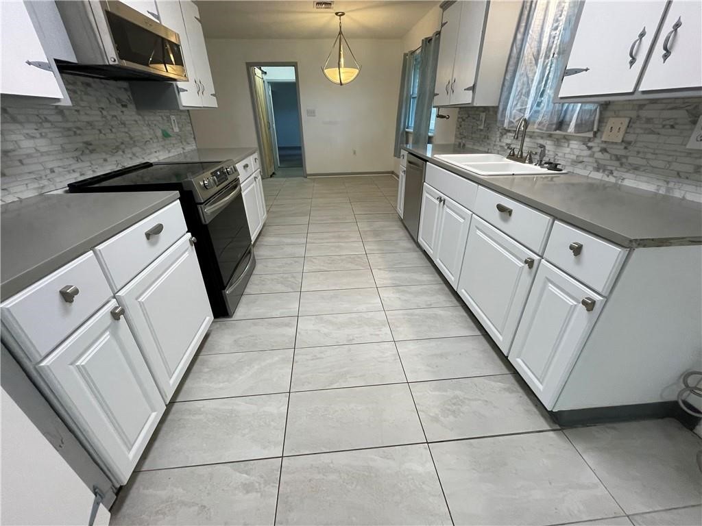 133 Fulton Pl Property Photo 6