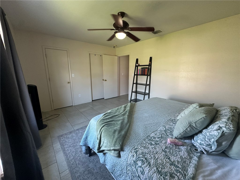 1026 Sacramento Property Photo 8
