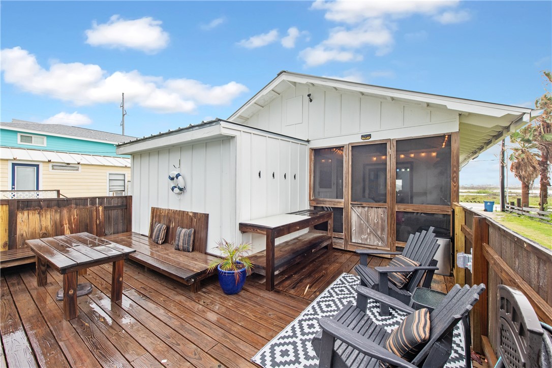 1326 Ross Ave Property Photo 33
