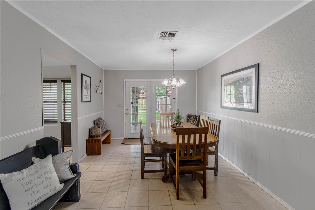 1300 Burton St Property Photo 9