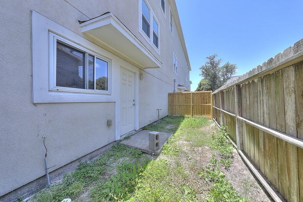 14422 Verdemar Dr 204 Property Photo 25